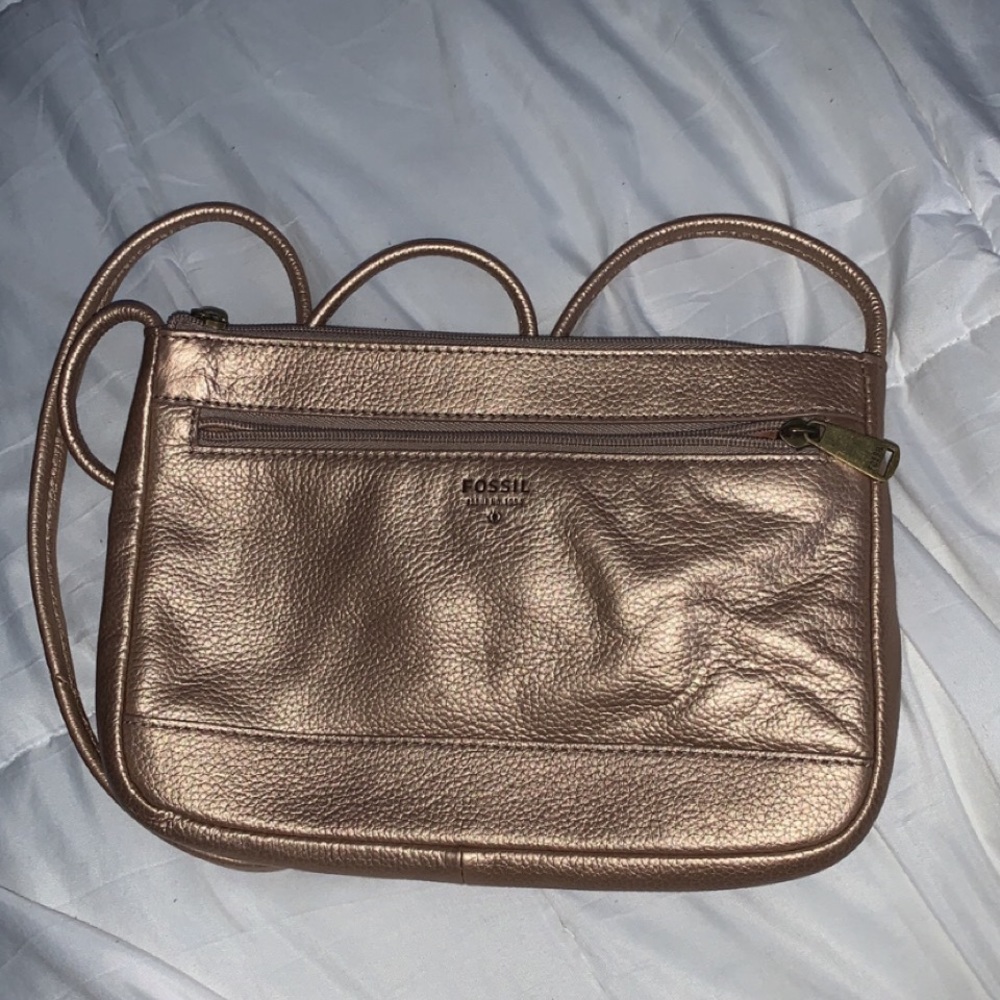 Fossil N9 1954 gold metallic purse with long strap